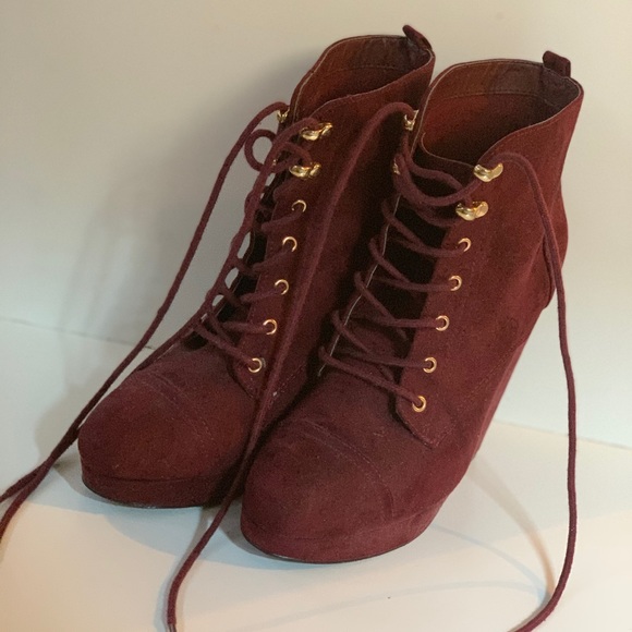Burgundy Platform Boots - Picture 3 of 6